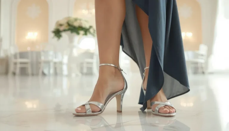 Quelles chaussures porter avec une robe bleu marine ? Le guide complet